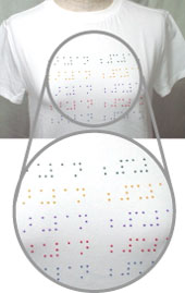 点字デザインのTシャツ