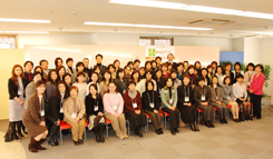 yʐ^zC[EE[}EIuEUEC[ 2004܎