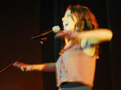 【写真】ステイシー・オリコライブ